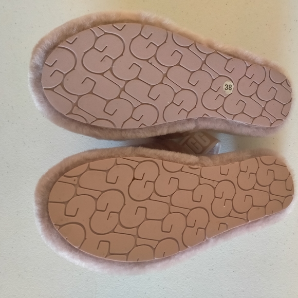 Women's UGG Snugg Slide Australian Collection Size 38 AU Size 7 - Picture 11 of 11